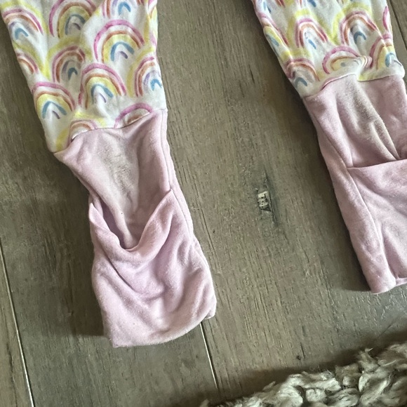 Little Sleepies Rainbows  Zippy Size 12 -18 months - Picture 2 of 2